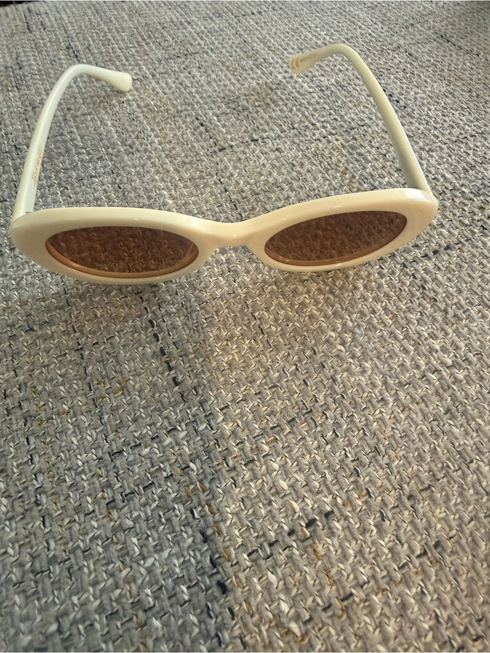 Madewell Cream Oval Sunglasses with Brown Lenses